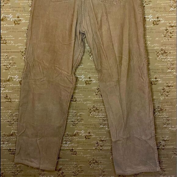 Steve and Barry’s classic Corduroy women’s pants - Picture 3 of 4